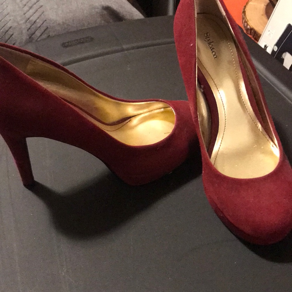 Maroon pumps